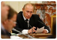 Председатель Правительства России В.В.Путин провел заседание Правительства Российской Федерации