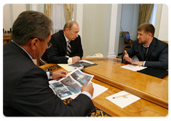Prime Minister Vladimir Putin met with Sergei Shoigu, Minister of Civil Defence, Emergency Situations and Disaster Relief, and President of the Chechen Republic, Ramzan Kadyrov