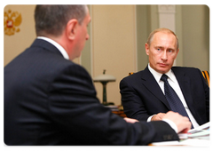 В.В.Путин провел совещание по вопросу строительства нефтепровода Восточная Сибирь - Тихий Океан (ВСТО)