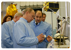 Prime Minister Vladimir Putin visited the Reshetnev Information Satellite Systems company