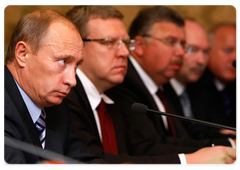 Председатель Правительства Российской Федерации В.В.Путин, находясь с рабочим визитом в Минске, принял участие в российско-белорусских переговорах