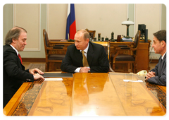 Prime Minister Vladimir Putin met with Culture Minister Alexander Avdeyev and Mariinsky Theatre Artistic Director Valery Gergiev
