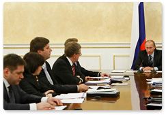 В.В.Путин провел совещание по стратегическому регулированию добычи и поставок нефти на внутренний и внешний рынки
