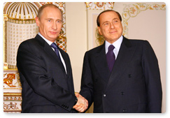 Председатель Правительства Российской Федерации В.В.Путин провел двусторонние переговоры с Премьер-министром Италии Сильвио Берлускони