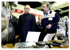 Vladimir Putin visited Avtodizel Joint Stock Company