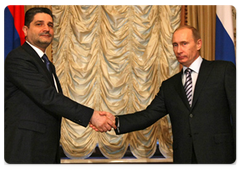 Prime Minister Vladimir Putin met with Armenian Prime Minister Tigran Sargsyan