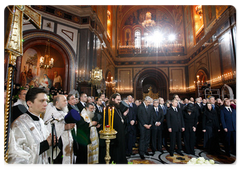 Vladimir Putin attended a lying-in-state ceremony for Patriarch of Moscow and All Russia Alexy II at the Cathedral of Christ the Saviour