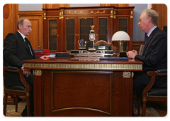 Prime Minister Vladimir Putin met with Oleg Vyugin, board chairman of MDM Bank