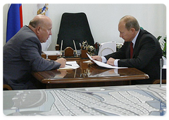 Russian Prime Minister Vladimir Putin held a meeting with Governor of the Nizhny Novgorod Region Vladimir Shantsev