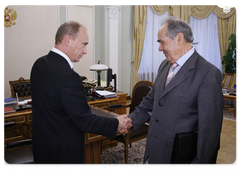 Prime Minister Vladimir Putin held a meeting with Mintimer Shaimiyev, President of the Republic of Tatarstan