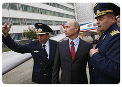 Vladimir Putin visited the Aviastar-SP aircraft factory