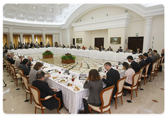 Prime Minister Vladimir Putin met with members of the Valdai International Discussion Club