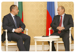 Russian Prime Minister Vladimir Putin met with Bulgarian Prime Minister Sergei Stanishev