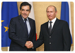 Russian Prime Minister Vladimir Putin met with French Prime Minister Francois Fillon