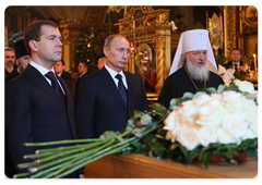 Vladimir Putin attended a memorial service for Patriarch Alexy II at Moscow’s Cathedral of the Epiphany