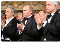 Prime Minister Vladimir Putin was awarded the Order of Saxon Gratitude during a ceremony at the State Opera