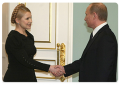 В.В.Путин и Ю.В.Тимошенко отправились в Кремль для участия в Московской международной конференции по обеспечению доставки российского газа европейским потребителям