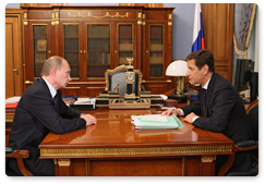 В.В.Путин провел рабочую встречу с заместителем Председателя Правительства России А.Д.Жуковым