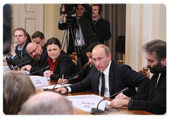 Russian Prime Minister Vladimir Putin met with foreign media