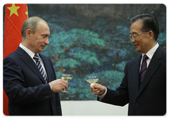 По итогам российско-китайских межправительственных переговоров в Пекине состоялось подписание совместных документов