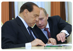 В.В.Путин и Председатель Совета министров Итальянской Республики С.Берлускони  встретились с руководителями крупных российских компаний, принимающих активное участие в российско-итальянской экономической кооперации