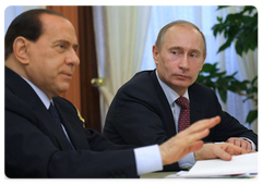 В.В.Путин и Председатель Совета министров Итальянской Республики С.Берлускони  встретились с руководителями крупных российских компаний, принимающих активное участие в российско-итальянской экономической кооперации