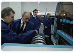 Russian Prime Minister Vladimir Putin visiting Zelenograd, where he familiarised himself with the city’s largest companies – NIIME i Mikron and Binnofarm