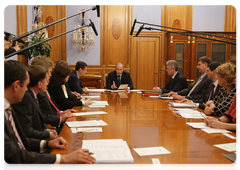 Prime Minister Vladimir Putin held a meeting to discuss issues brought up by Russian writers