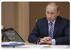 В.В.Путин провел cелекторное совещание по вопросу подготовки организаций электроэнергетики и предприятий ЖКХ к прохождению осенне-зимнего периода 2009-2010 г.г.