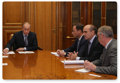 Председатель Правительства Российской Федерации В.В.Путин встретился с руководством и акционерами предприятия «АвтоВАЗ»