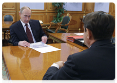 Prime Minister Vladimir Putin met with Transport Minister Igor Levitin