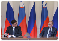 В.В.Путин и Председатель Правительства Республики Словения Б.Пахор выступили с заявлениями для прессы