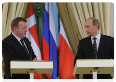 Following their talks, Prime Minister Vladimir Putin and Danish Prime Minister Lars Lokke Rasmussen held a joint press conference