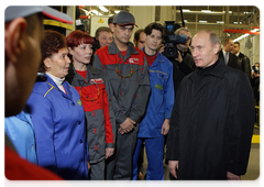 В.В.Путин, находящийся с рабочей поездкой в Приволжском федеральном округе, посетил в г.Набережные Челны ОАО «КАМАЗ»