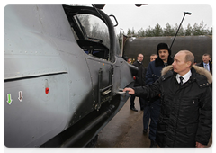 В.В.Путин посетил ФГУП «Конструкторское бюро машиностроения» в г.Коломна, где ознакомился с образцами вооружений и военной техники