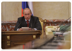 Prime Minister Vladimir Putin at a Government meeting