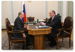Председатель Правительства Российской Федерации В.В.Путин провел рабочую встречу с лидером партии КПРФ Г.А.Зюгановым