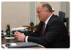 Communist Party leader Gennady Zyuganov during a meeting with Prime Minister Vladimir Putin