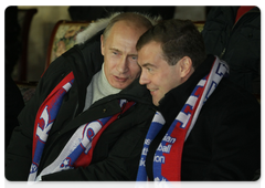 В.В.Путин побывал на отборочном матче Чемпионата мира-2010 по футболу между национальными сборными России и ФРГ в Лужниках