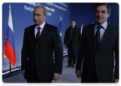 Russian Prime Minister Vladimir Putin and French Prime Minister Francois Fillon gave a joint press conference after the Russian-French talks