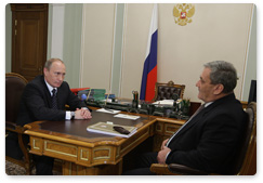 В.В.Путин провел рабочую встречу с президентом Республики Саха (Якутия) В.Штыровым
