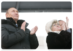Председатель Правительства Российской Федерации В.В.Путин, находящийся с рабочей поездкой в Санкт-Петербурге, принял участие в церемонии спуска на воду танкера «Кирилл Лавров»