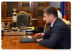 Президент Чеченской Республики Р.А.Кадыров на встрече с Председателем Правительства Российской Федерации В.В.Путиным