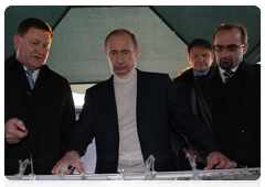Prime Minister Vladimir Putin inspecting Sochi’s cargo port, which was hit by a storm on the night of December 13-14