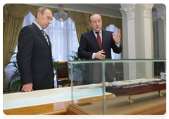 Prime Minister Vladimir Putin during a meeting with Sovcomflot President and CEO Sergei Frank