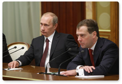 Президент Российской Федерации Д.А.Медведев и Председатель Правительства России В.В.Путина на заседании Правительства Российской Федерации
