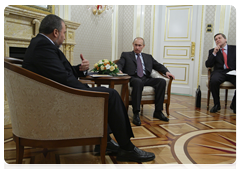 Председатель Правительства Российской Федерации В.В.Путин встретился с Министром иностранных дел Израиля А.Либерманом