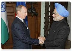 В.В.Путин провел переговоры с Премьер-министром Индии М.Сингхом