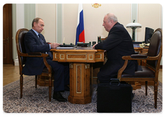 Vladimir Putin meeting with Sverdlovsk Governor Eduard Rossel