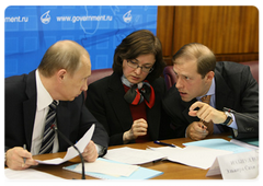 Vladimir Putin holding a meeting of the Council of Chief Designers
